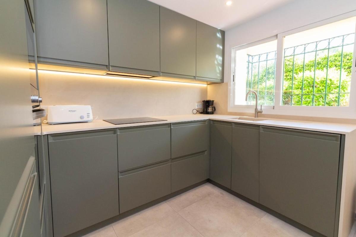 Apartemen Hp122 - 2 Bed Ground Floor