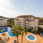Hp122 - 2 Bed Ground Floor Apartment