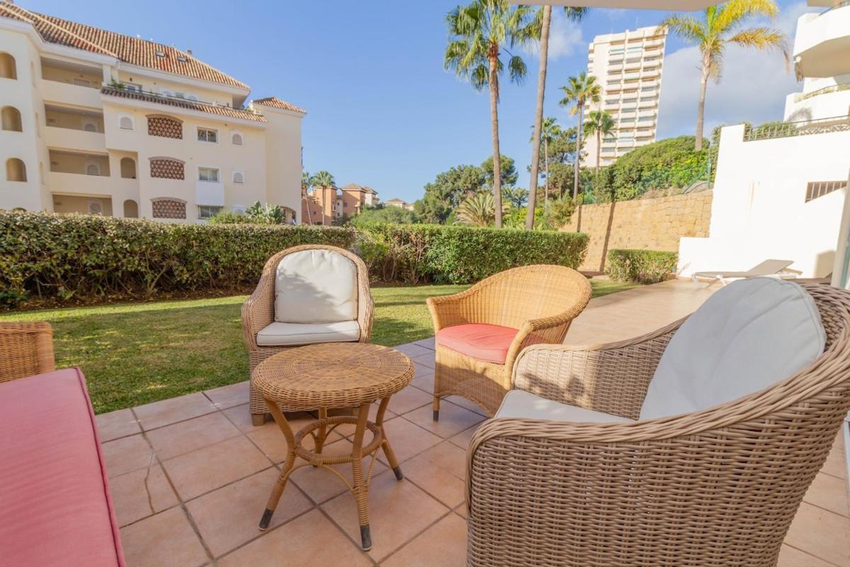Hp122 - 2 Bed Ground Floor Apartment *